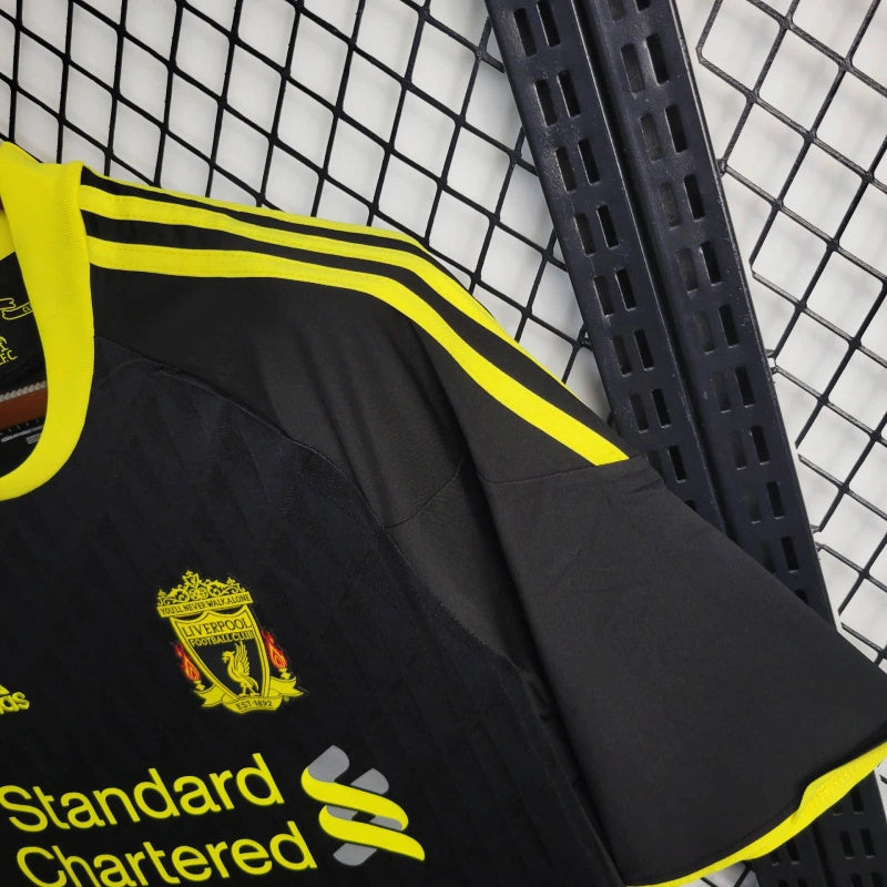 Retro Jersey Liverpool 2010 Away