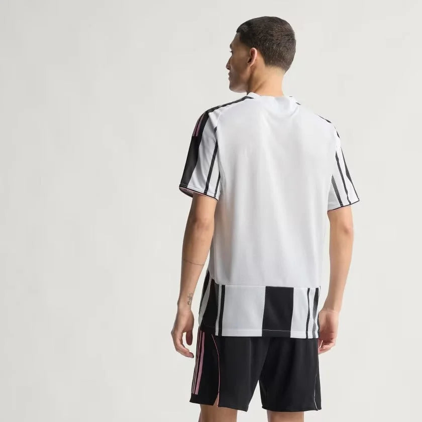 Jersey adidas Juventus FC 2025/26 Home Player Version