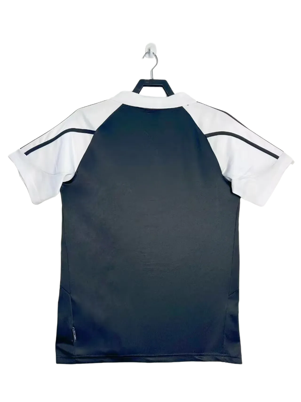 Retro Jersey Real Madrid 2001/02 Away
