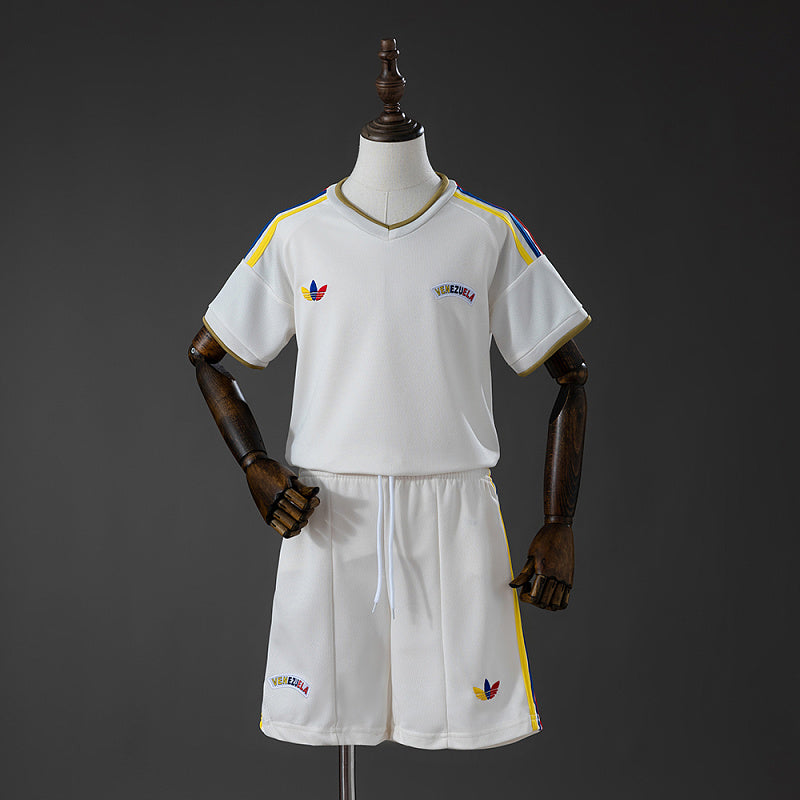 VEN 2026 Kids Away Kit